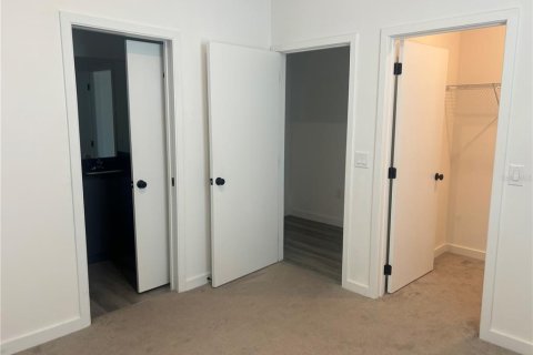 Touwnhouse à vendre à Kissimmee, Floride: 3 chambres, 126.35 m2 № 2285067 - photo 10