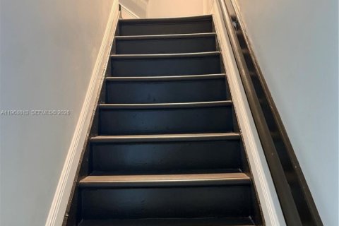 Condo in Miami, Florida, 3 bedrooms  № 2026130 - photo 7