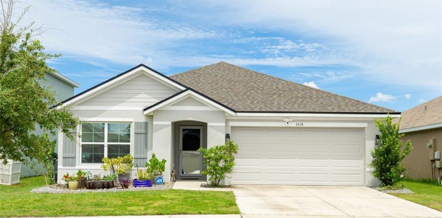House in Ruskin, Florida 3 bedrooms, 155.7 sq.m. № 1915205