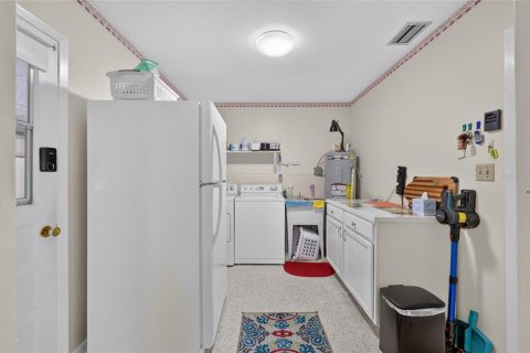 House in Dunnellon, Florida 2 bedrooms, 128.95 sq.m. № 2197956 - photo 26