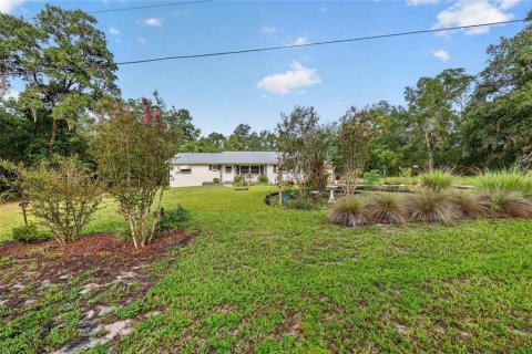 House in Dunnellon, Florida 2 bedrooms, 128.95 sq.m. № 2197956 - photo 8