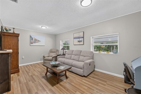House in Dunnellon, Florida 2 bedrooms, 128.95 sq.m. № 2197956 - photo 23
