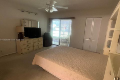 Condo in Coconut Creek, Florida, 2 bedrooms  № 1729038 - photo 24