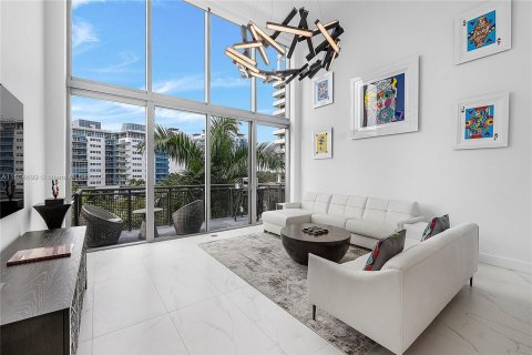 Condo in Miami Beach, Florida, 1 bedroom  № 1703660 - photo 17