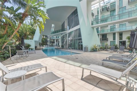 Condo in Miami Beach, Florida, 1 bedroom  № 1703660 - photo 25