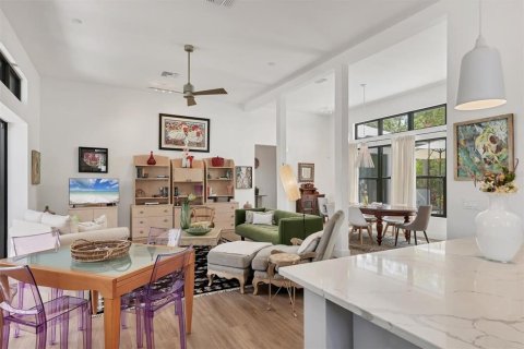 Casa en alquiler en Sarasota, Florida, 3 dormitorios, 242.38 m2 № 1769225 - foto 10