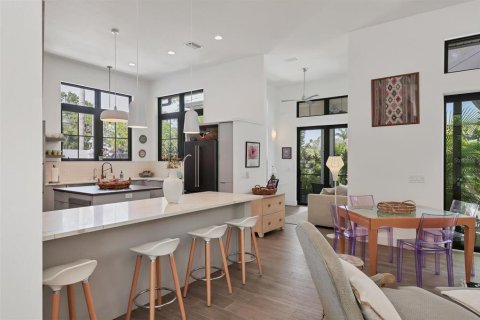 Casa en alquiler en Sarasota, Florida, 3 dormitorios, 242.38 m2 № 1769225 - foto 12