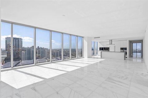 Condo in Miami, Florida, 4 bedrooms  № 1935570 - photo 20