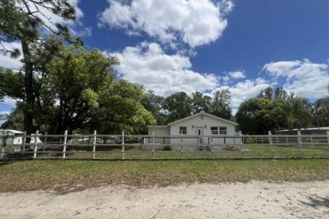 Villa ou maison à Zephyrhills, Floride 2 chambres, 62.43 m2 № 2148501