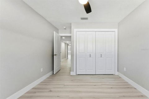 Casa en venta en Saint Petersburg, Florida, 3 dormitorios, 165.18 m2 № 2151540 - foto 26