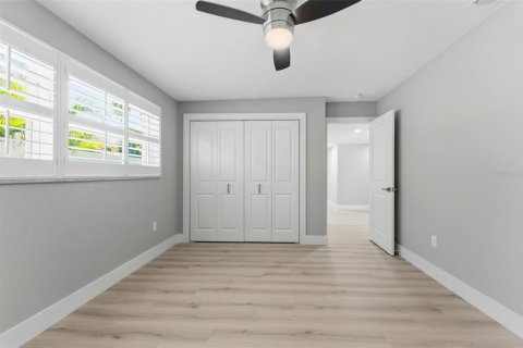Casa en venta en Saint Petersburg, Florida, 3 dormitorios, 165.18 m2 № 2151540 - foto 22