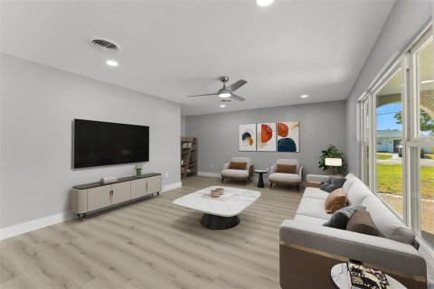 Casa en venta en Saint Petersburg, Florida, 3 dormitorios, 165.18 m2 № 2151540 - foto 7