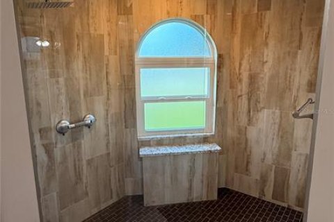 Villa ou maison à louer à Bradenton, Floride: 3 chambres, 179.39 m2 № 2430308 - photo 11