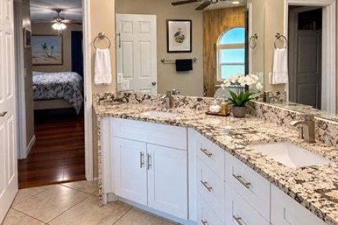 Villa ou maison à louer à Bradenton, Floride: 3 chambres, 179.39 m2 № 2430308 - photo 9
