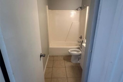 Condo in Daytona Beach, Florida, 1 bedroom  № 2099892 - photo 5