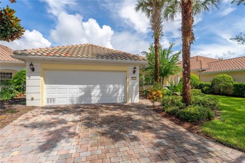 Casa en venta en Orlando, Florida, 4 dormitorios, 247.77 m2 № 1900188 - foto 12