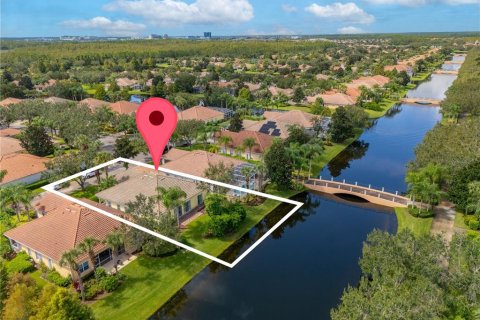 Casa en venta en Orlando, Florida, 4 dormitorios, 247.77 m2 № 1900188 - foto 8