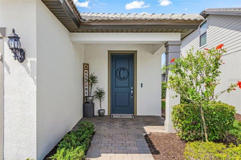 House in Fort Myers, Florida 3 bedrooms, 145.48 sq.m. № 2142416 - photo 3