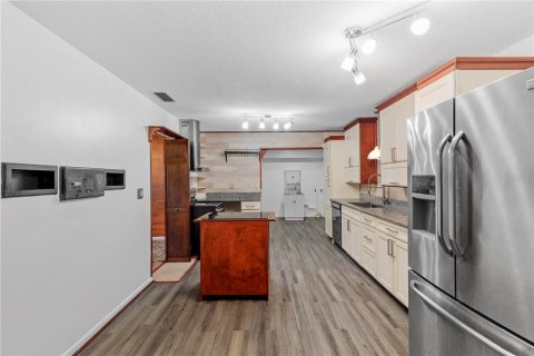 Casa en venta en Mulberry, Florida, 3 dormitorios, 245.54 m2 № 1918716 - foto 21