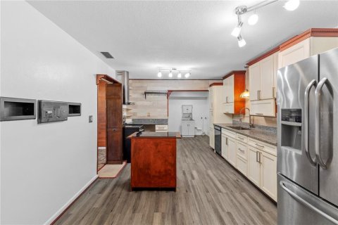 Casa en venta en Mulberry, Florida, 3 dormitorios, 245.54 m2 № 1918716 - foto 22