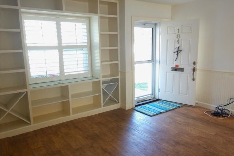 Villa ou maison à louer à Venice, Floride: 2 chambres, 95.78 m2 № 2380665 - photo 5