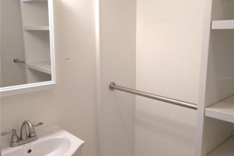 Villa ou maison à louer à Venice, Floride: 2 chambres, 95.78 m2 № 2380665 - photo 19