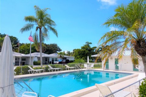 Villa ou maison à louer à Venice, Floride: 2 chambres, 95.78 m2 № 2380665 - photo 25