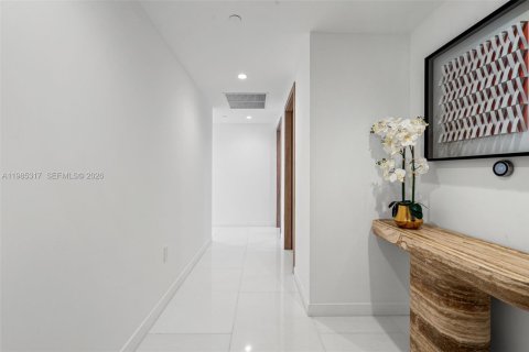 Copropriété à louer à Bay Harbor Islands, Floride: 3 chambres, 207.64 m2 № 2048334 - photo 7