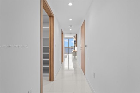 Copropriété à louer à Bay Harbor Islands, Floride: 3 chambres, 207.64 m2 № 2048334 - photo 20