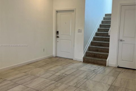 Townhouse in Homestead, Florida 3 bedrooms, 151.24 sq.m. № 1704245 - photo 7