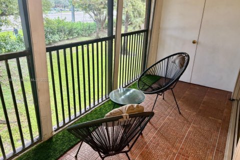 Снять в аренду кондоминиум в Санрайз, Флорида 1 спальня, 85.01м2, № 1956358 - фото 26