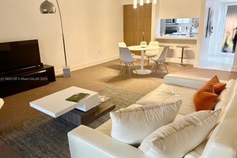 Снять в аренду кондоминиум в Санрайз, Флорида 1 спальня, 85.01м2, № 1956358 - фото 12