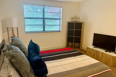 Снять в аренду кондоминиум в Санрайз, Флорида 1 спальня, 85.01м2, № 1956358 - фото 18