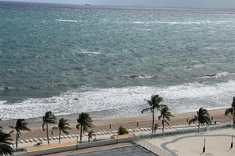 Condominio en alquiler en Fort Lauderdale, Florida, 2 dormitorios № 2077670 - foto 19