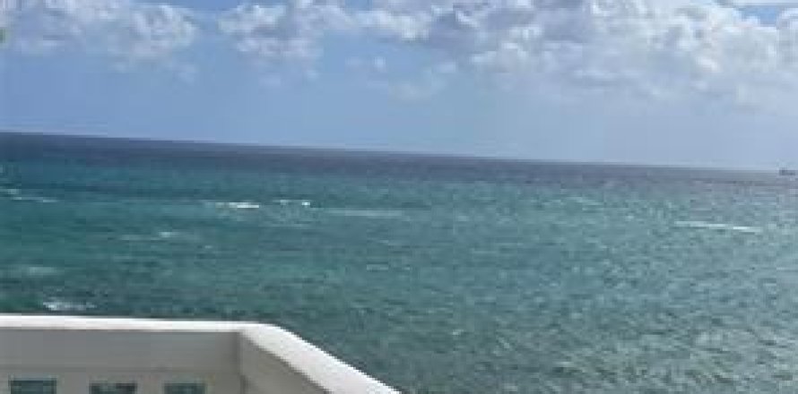 Condominio en Fort Lauderdale, Florida, 2 dormitorios  № 2077670