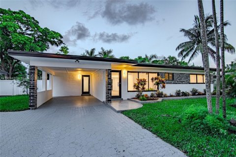 Casa en venta en Fort Lauderdale, Florida, 3 dormitorios, 138.42 m2 № 1967120 - foto 1