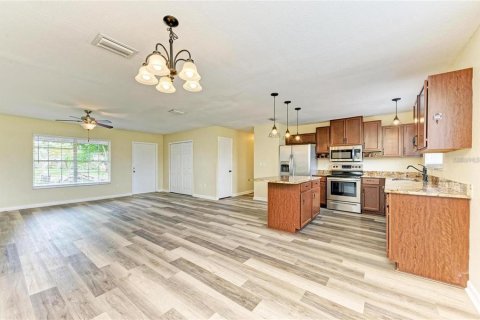 House in North Port, Florida 3 bedrooms, 124.77 sq.m. № 2195223 - photo 5