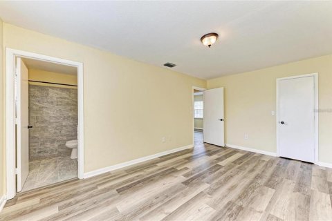 House in North Port, Florida 3 bedrooms, 124.77 sq.m. № 2195223 - photo 18