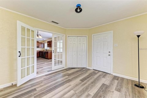 House in North Port, Florida 3 bedrooms, 124.77 sq.m. № 2195223 - photo 25
