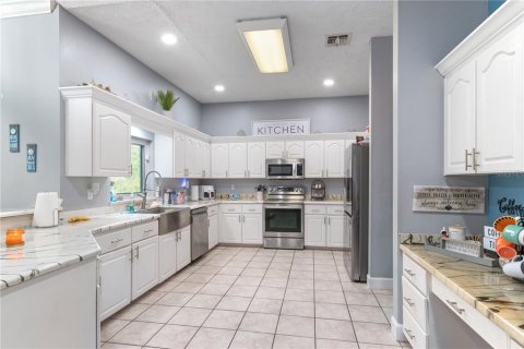 Casa en venta en Ocala, Florida, 6 dormitorios, 338.26 m2 № 1816303 - foto 11
