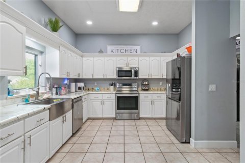 Casa en venta en Ocala, Florida, 6 dormitorios, 338.26 m2 № 1816303 - foto 12