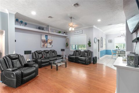 Casa en venta en Ocala, Florida, 6 dormitorios, 338.26 m2 № 1816303 - foto 6