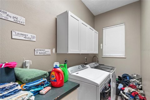 Casa en venta en Ocala, Florida, 6 dormitorios, 338.26 m2 № 1816303 - foto 18