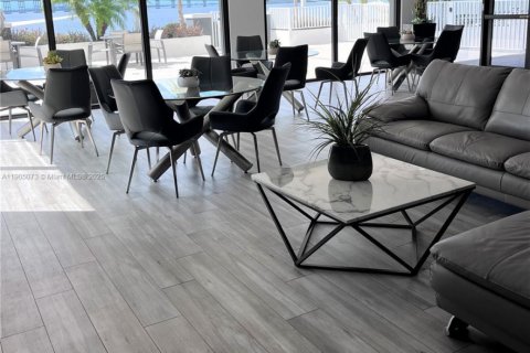 Copropriété à louer à Miami, Floride: 1 chambre, 55.93 m2 № 1963728 - photo 10