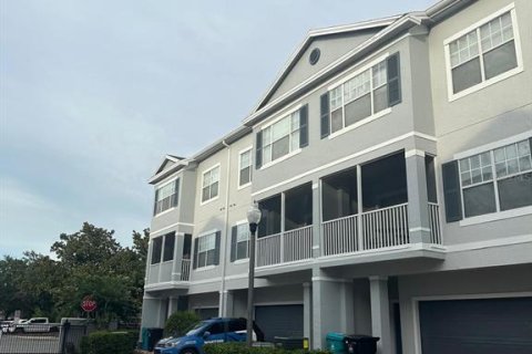 Condominio en venta en Orlando, Florida, 2 dormitorios, 116.13 m2 № 1828053 - foto 2