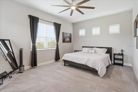 House in Parrish, Florida 3 bedrooms, 201.04 sq.m. № 2110369 - photo 25
