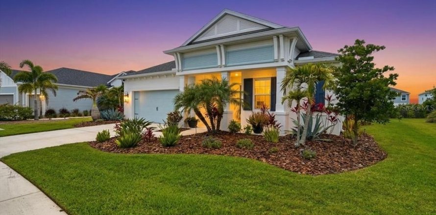 House in Parrish, Florida 3 bedrooms, 201.04 sq.m. № 2110369