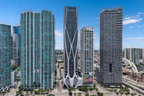 Condo in Miami, Florida, 4 bedrooms  № 1788326 - photo 3