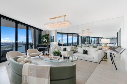 Condo in Miami, Florida, 4 bedrooms  № 1788326 - photo 6