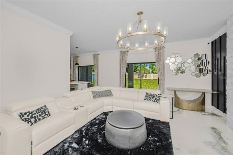 House in Riverview, Florida 4 bedrooms, 230.58 sq.m. № 2209695 - photo 25